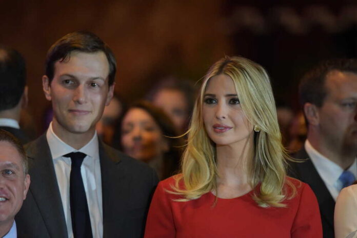New,York,City,-,April,19,2016:,Republican,Presidential,Front Two well-dressed people at an indoor event